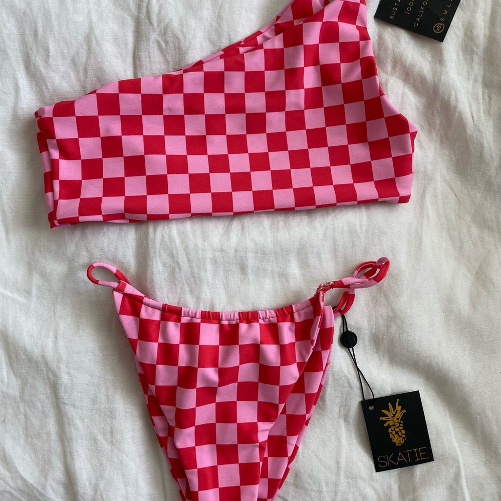 SKATIE OFFICIAL BIKINI new with tags in Daytona Print